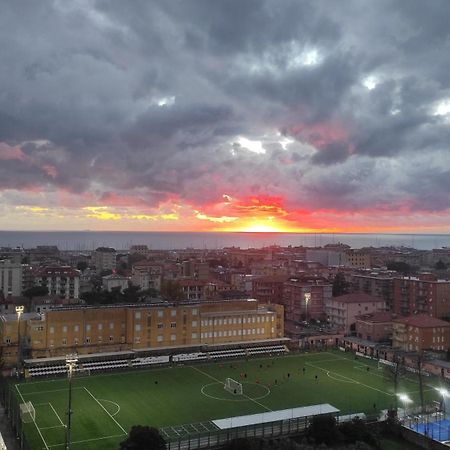 Super Vista Al Grattacielo Di Lavagna Apartment Ngoại thất bức ảnh