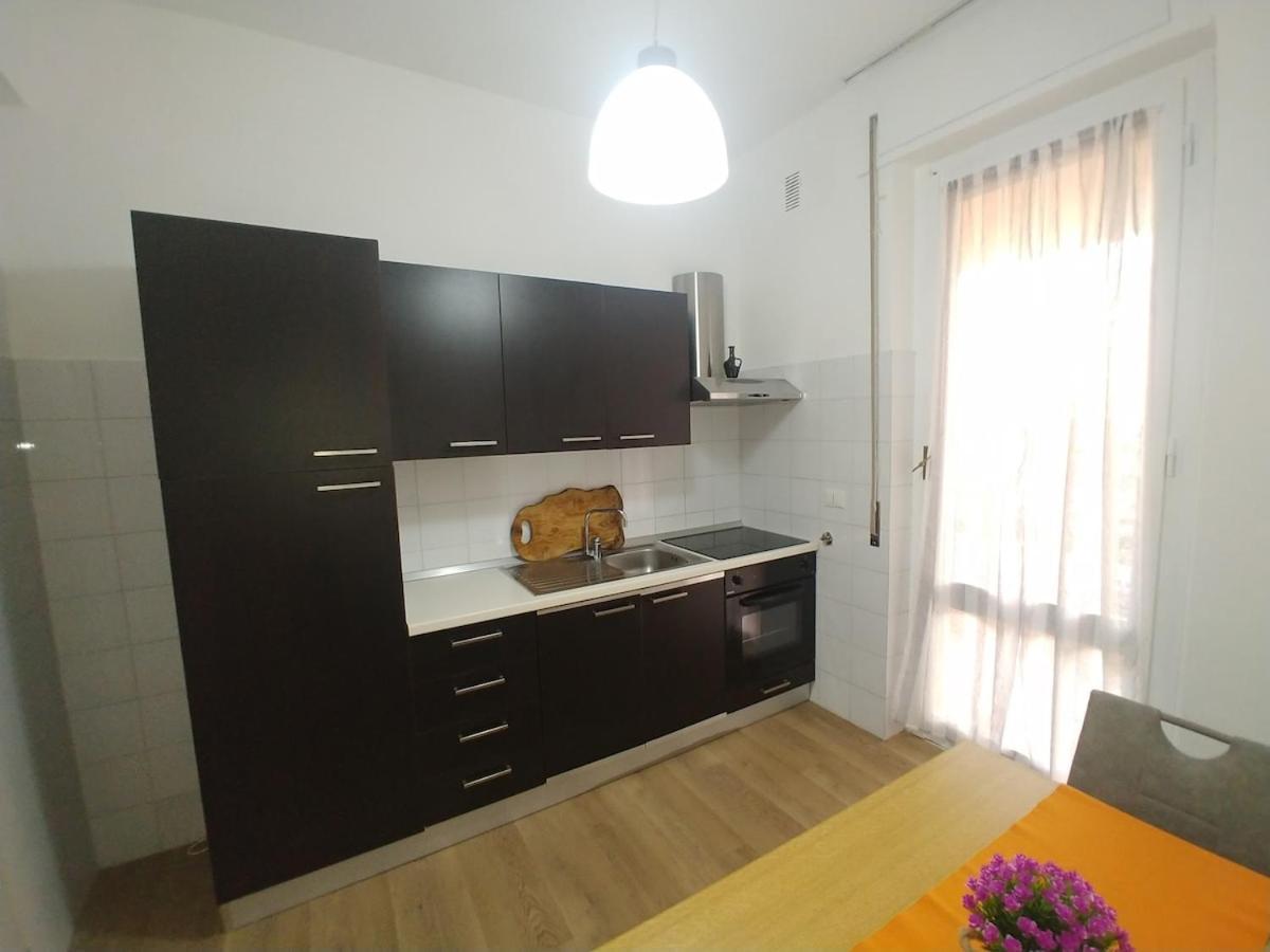 Super Vista Al Grattacielo Di Lavagna Apartment Ngoại thất bức ảnh